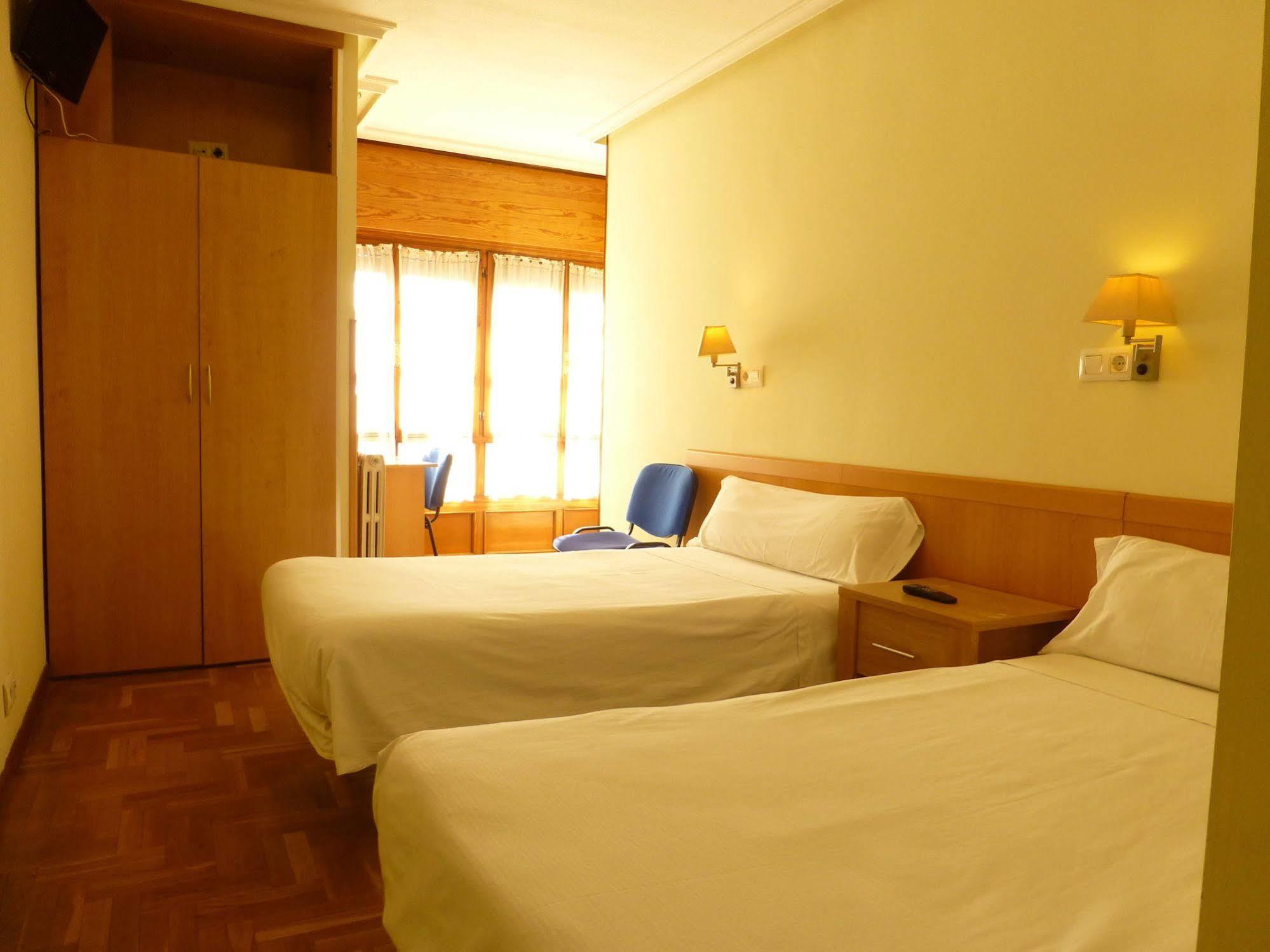 Guest house Romero 2*